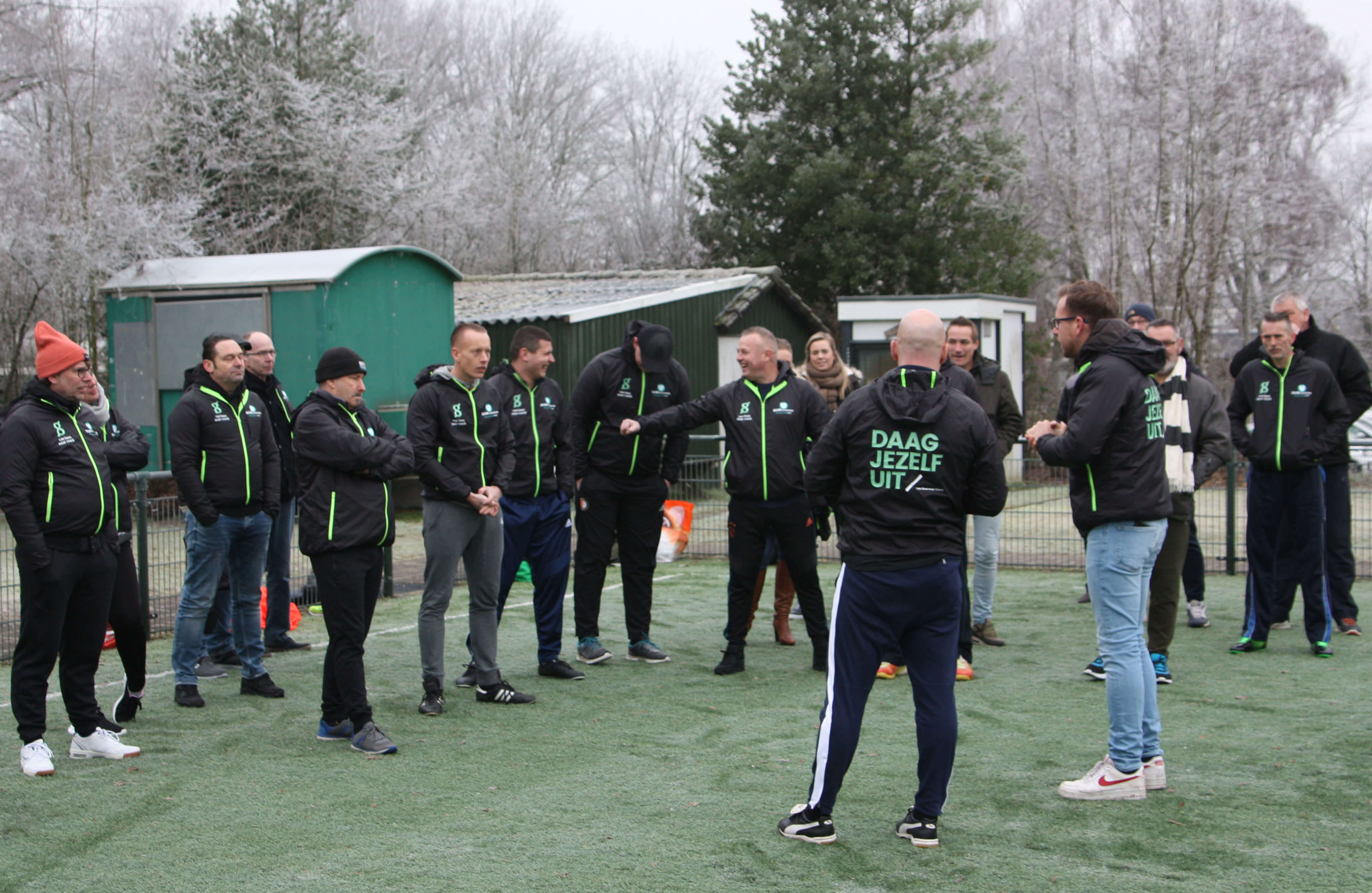 Leren coachen, communiceren en voetballen