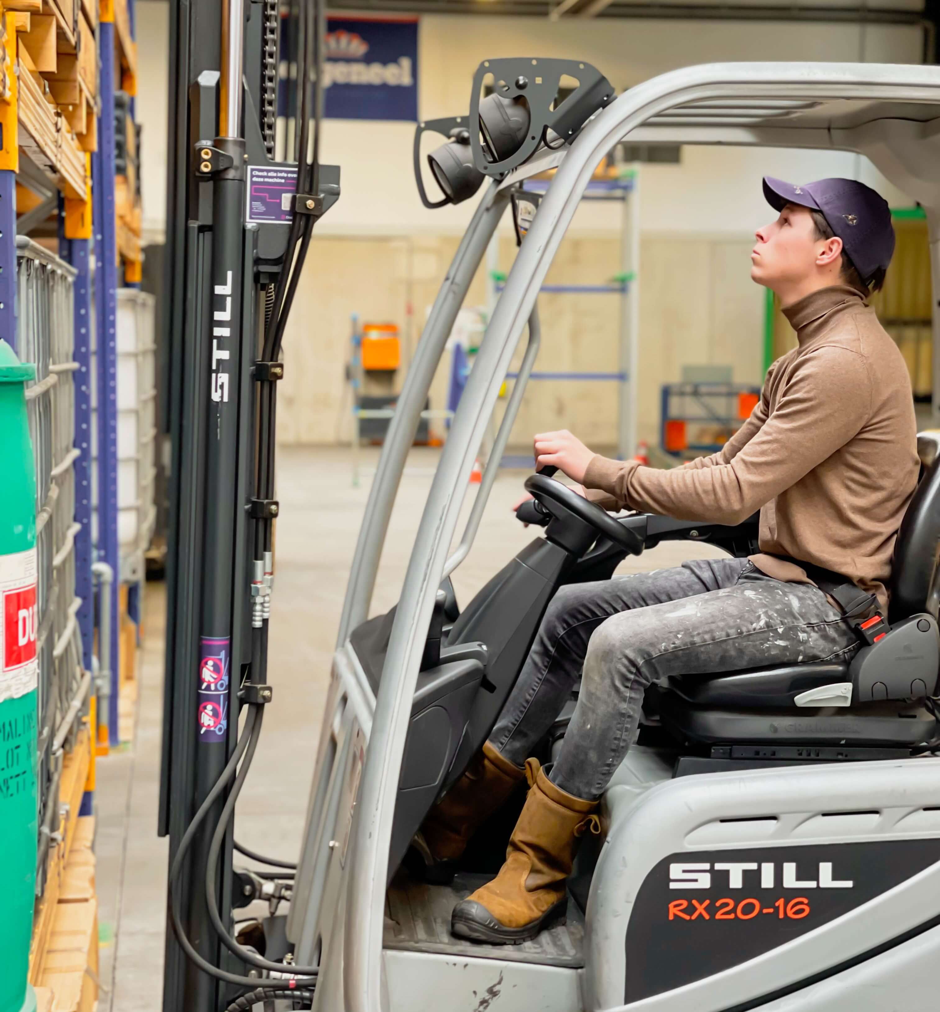 Welke soort heftruck is geschikt voor jouw magazijn?